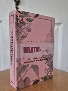 Beauty makeup book pallette By Uratm